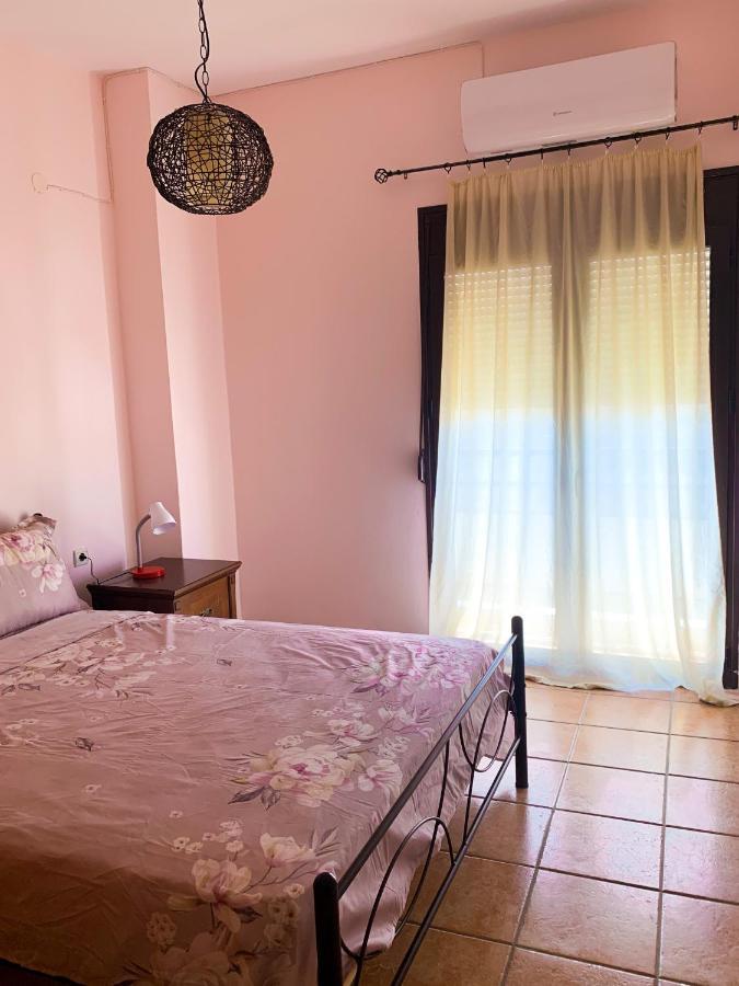 Central Huge Apartment Ханья Экстерьер фото