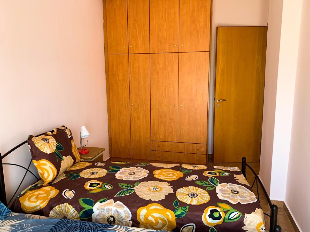 Central Huge Apartment Ханья Экстерьер фото